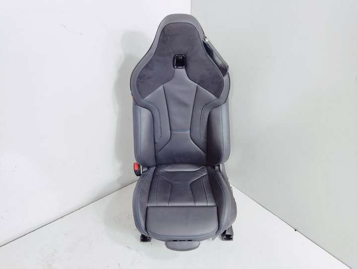 BMW Z4 G29 (2018 - )  6809054 Комплект салона