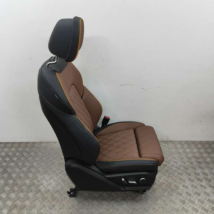 BYD Tang (2018 - )  STHA7105020B00ZL Комплект салона