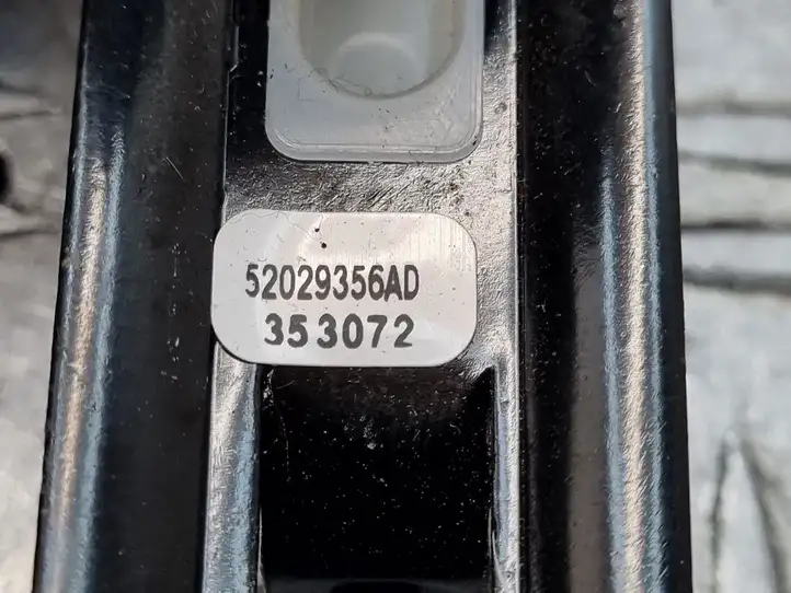 Dodge Nitro (2006 - 2011) 33057253B Передний ремень безопасности — фото 6