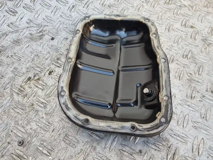 Toyota Auris 150 (2006 - 2012) A1ZR Картер двигателя — фото 3