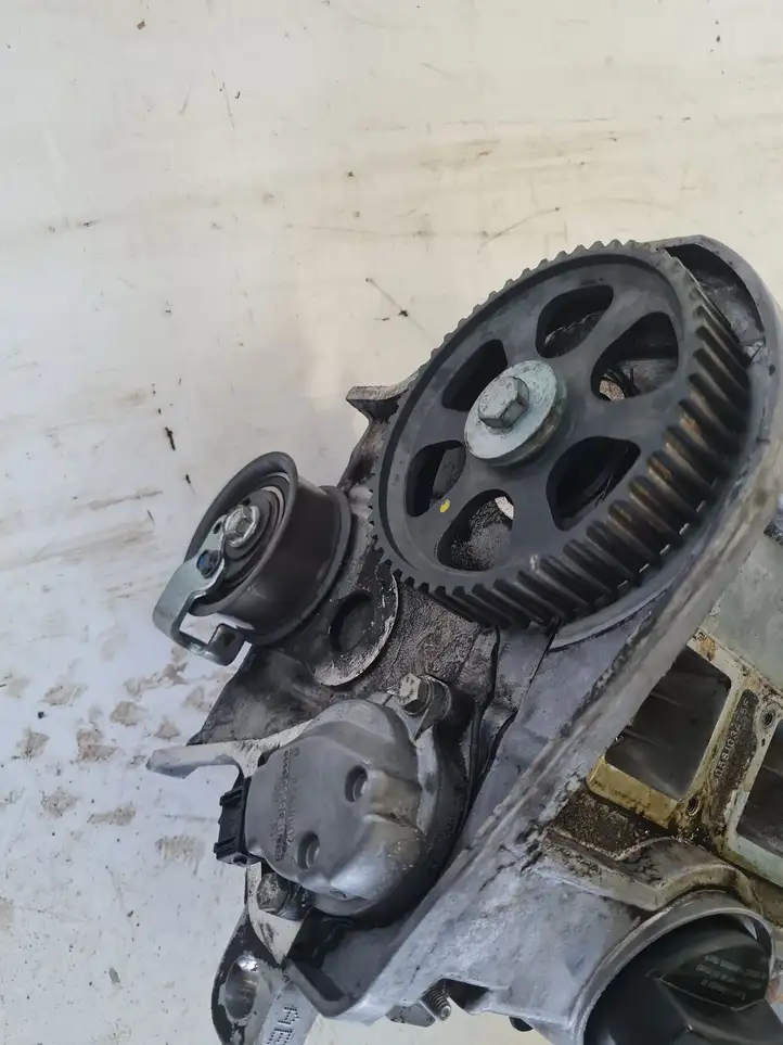 Audi A6 S6 C5 4B (2001 - 2004) 058103373A Головка блока цилиндров — фото 4
