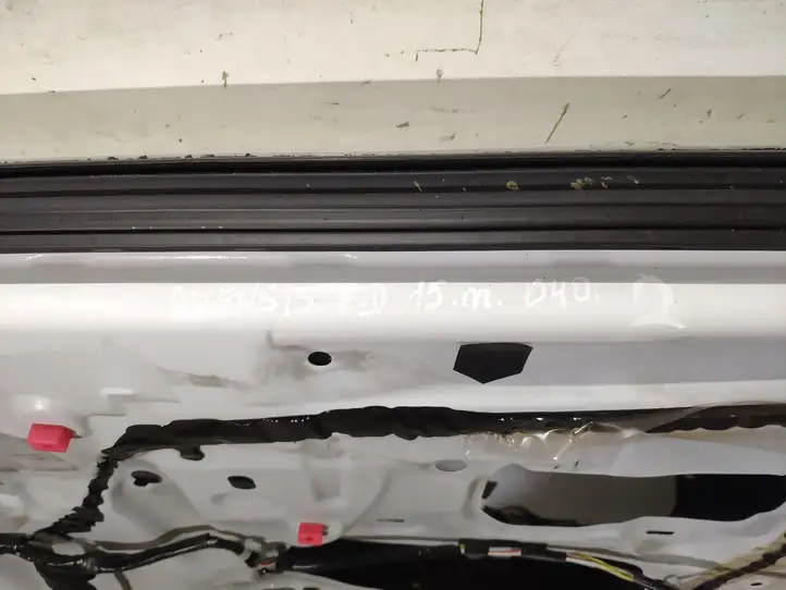 Toyota Avensis T270 (2012 - 2015) Дверь — фото 9