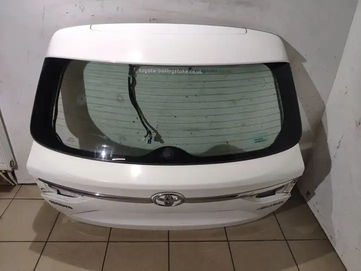 Toyota Avensis T270 (2012 - 2015) Крышка багажника — фото 1