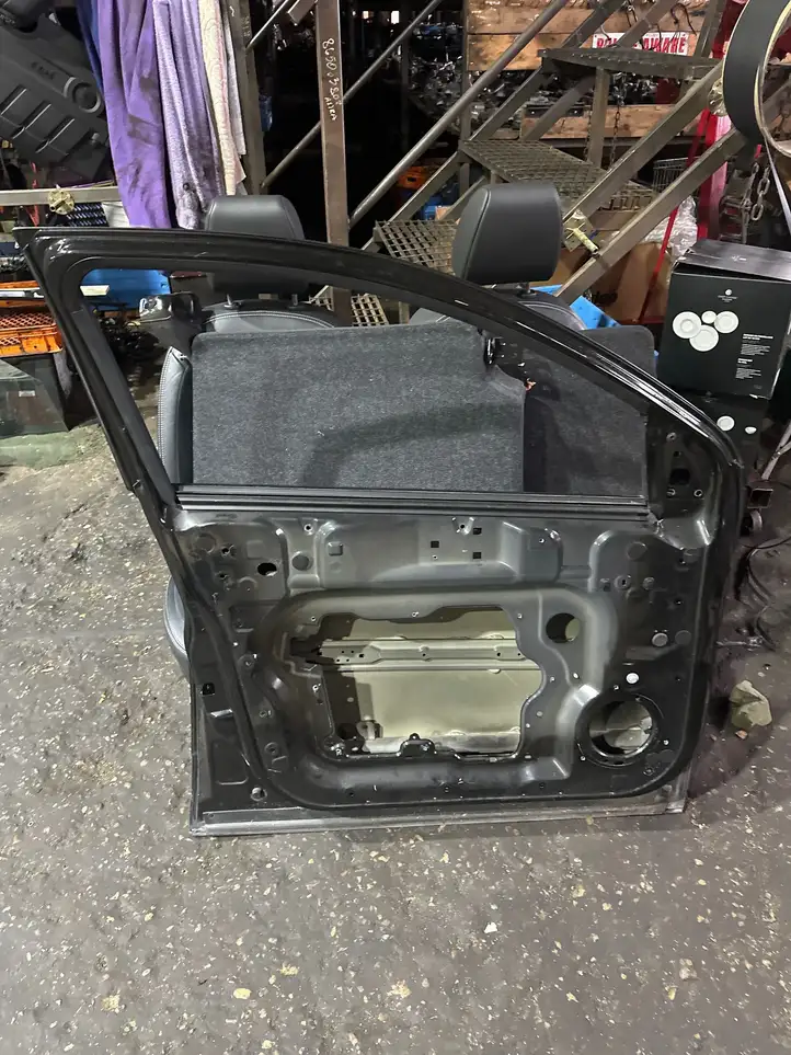 Nissan Qashqai (2013 - 2017) Дверь — фото 4