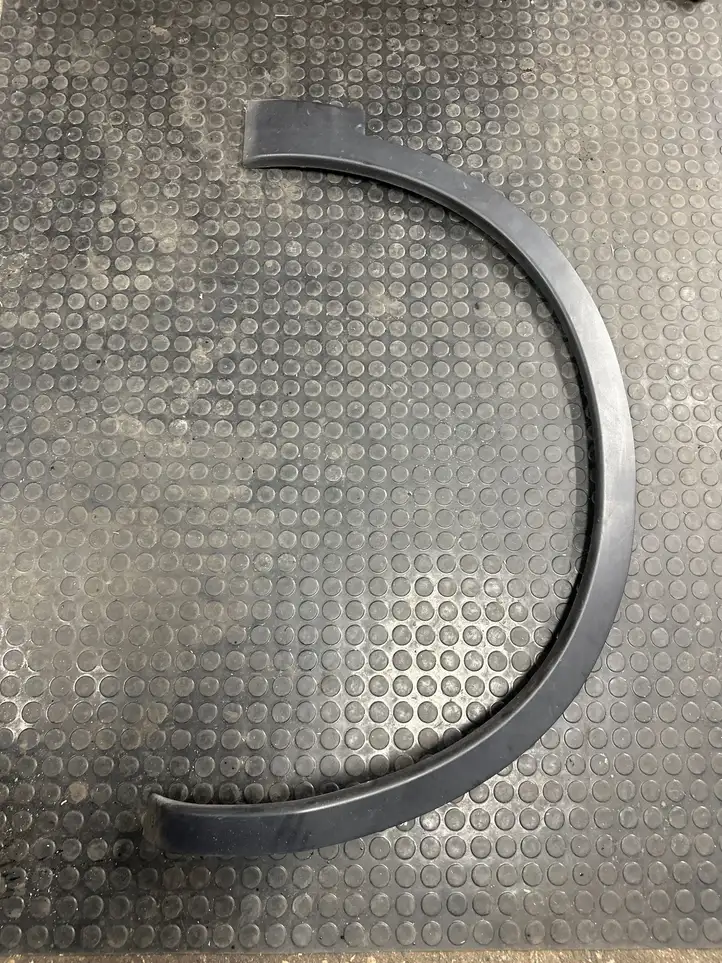 Nissan Qashqai (2013 - 2017) 63810BR01A Накладка колесной арки — фото 1
