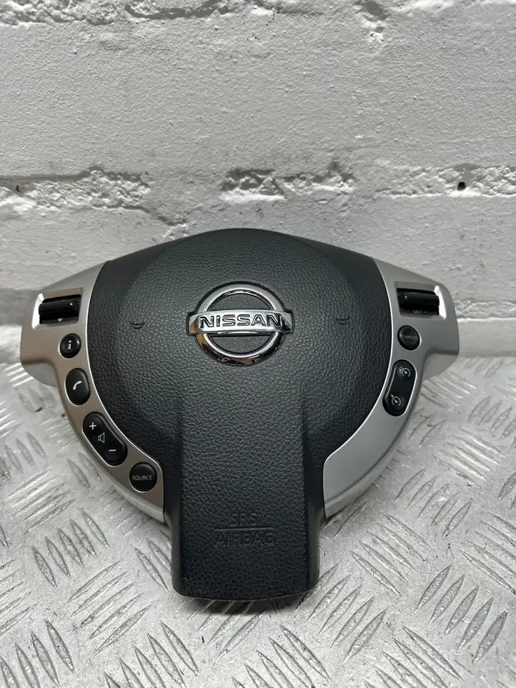 Nissan Qashqai (2013 - 2017) 98510BR26D Подушка безопасности руля — фото 1