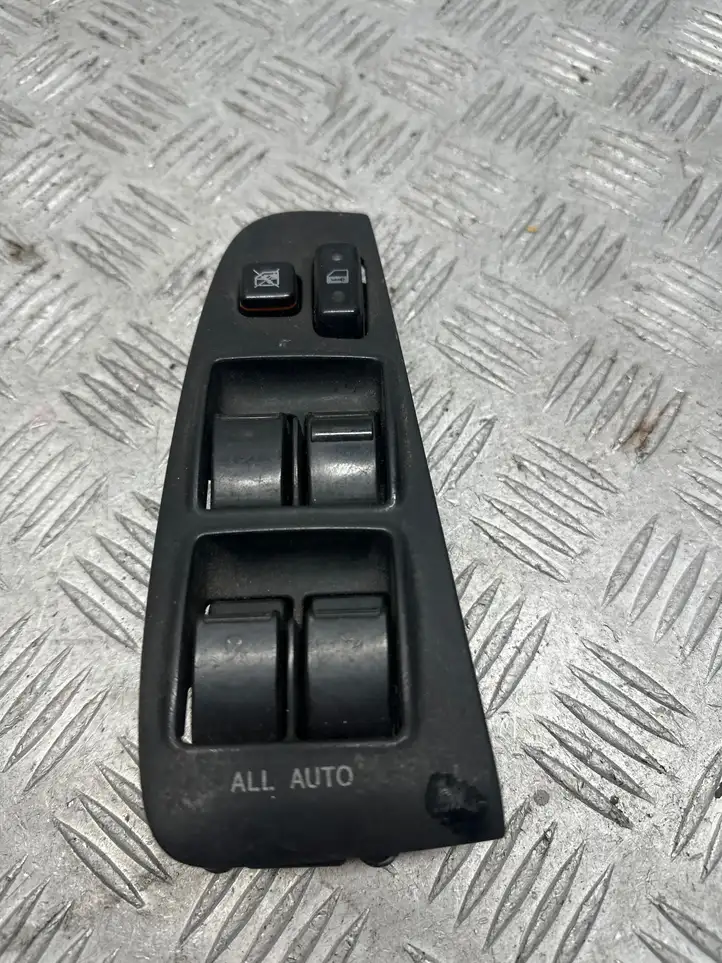 Toyota Avensis T250 (2006 - 2009) 8480205220B0 Блок кнопок стеклоподъемников — фото 1