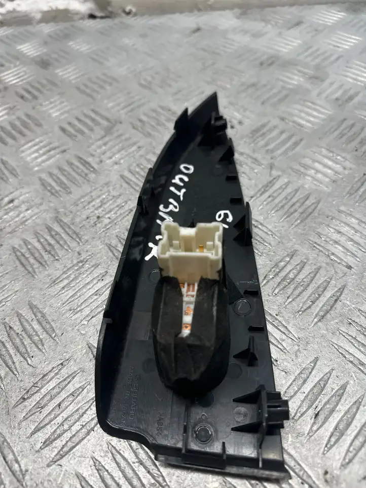 Subaru Outback (2009 - 2014) 94263AJ050 Кнопка стеклоподъемников — фото 2