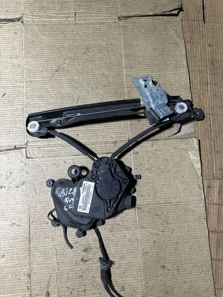 Seat Ibiza IV (6J,6P) (2008 - 2017) 6R0959811D Стеклоподъемник передней двери (комплект) — фото 1