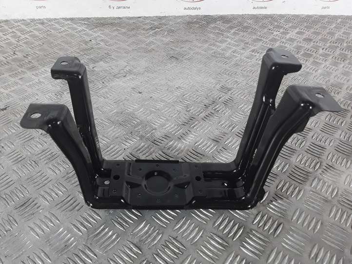 Audi A4 allroad (2009 - 2011)  8K0802715 Комплект крепления