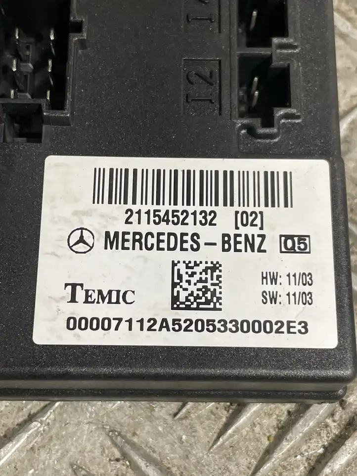 Mercedes-Benz E W211 (2002 - 2009) 2115452132 Прочие блоки управления — фото 3