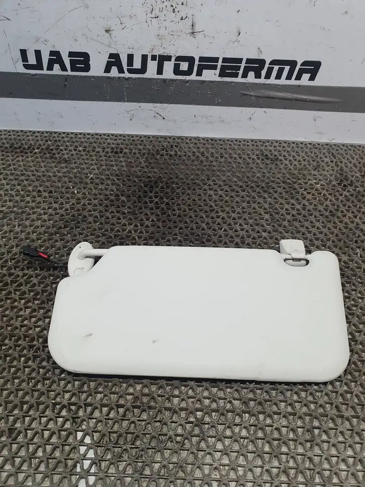 Ford Focus (2011 - 2015) Солнцезащитный козырек — фото 4