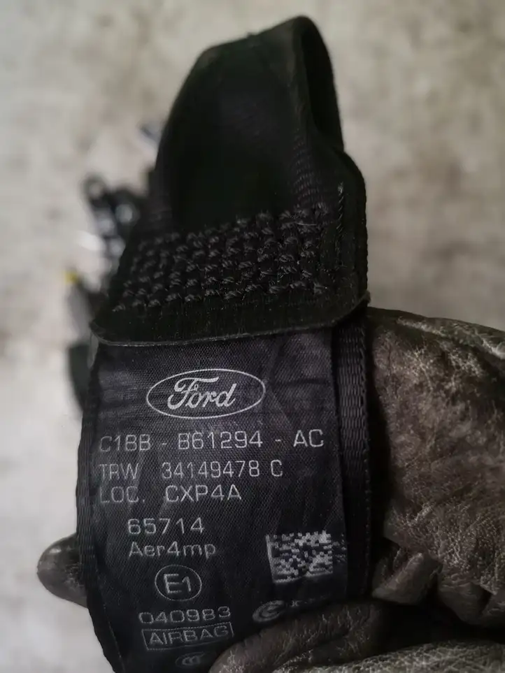 Ford Fiesta (2013 - 2017) C1BBB61294AC Передний ремень безопасности — фото 2