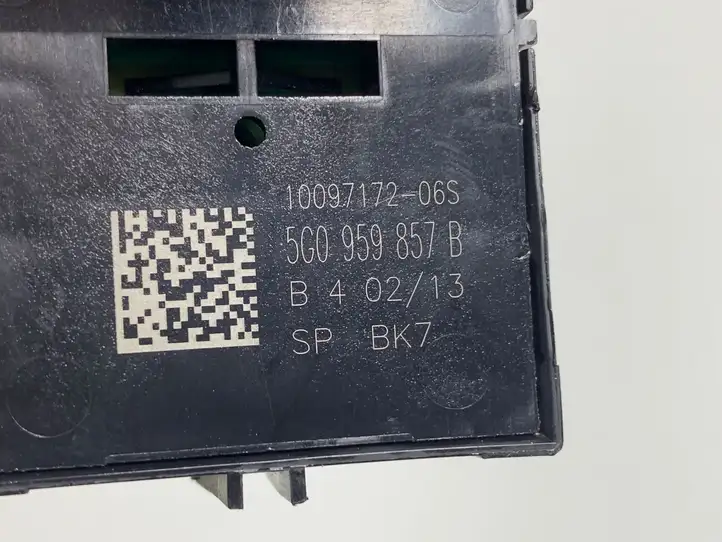 Volkswagen Golf VII (2013 - 2019) 5G0959857B Блок кнопок стеклоподъемников — фото 3