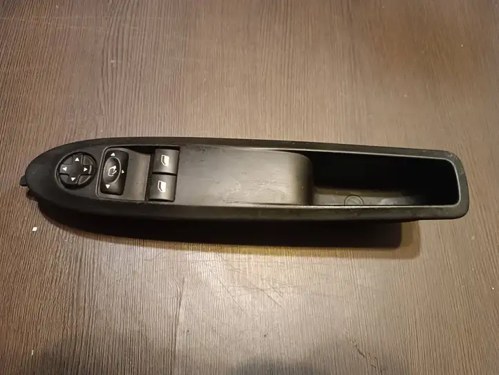 Citroen DS4 (2010 - 2016) 96657052ZD Кнопка стеклоподъемников — фото 1