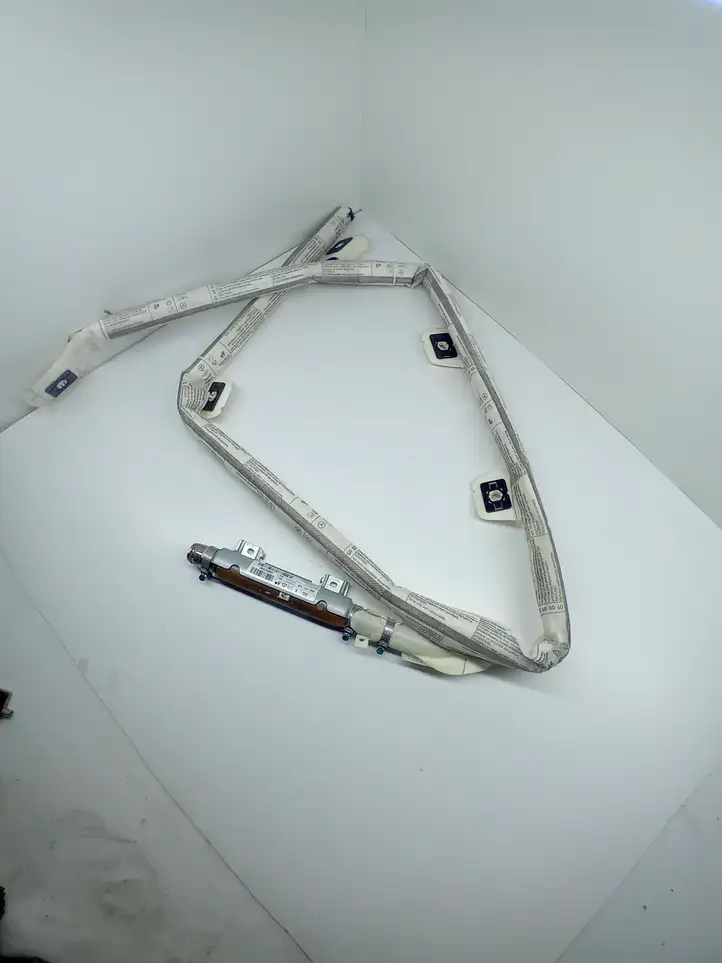 Mercedes-Benz C W204 (2007 - 2014) Боковая подушка безопасности шторка — фото 1