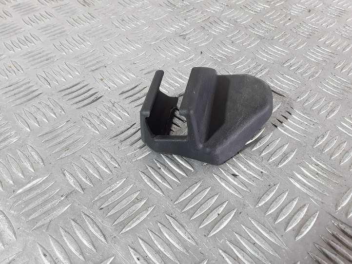 Toyota Avensis T250 (2003 - 2006)  7213705040 Отделка лыжи переднего сиденья пассажира