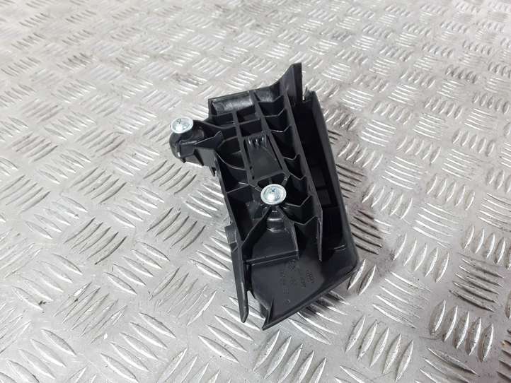Audi A4 (2007 - 2011)  8K0857791A Отделка ремня безопасности