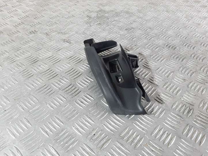 Audi A4 (2007 - 2011)  8K0857791A Отделка ремня безопасности