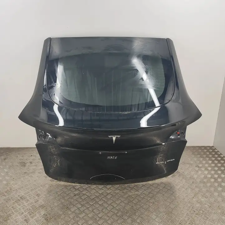 Tesla Model Y (2019 - 2024) 1493410E0A Крышка багажника — фото 1
