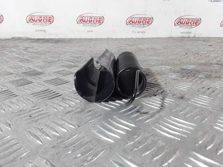 Audi A4 (2011 - 2015)  8T0827339 Амортизатор с пружиной