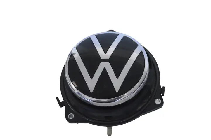 Volkswagen Golf VIII (2019 - ) 5G9827469D Кнопка закрытия багажника — фото 1