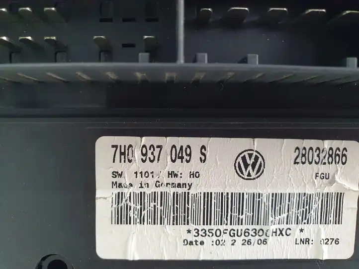 Volkswagen Transporter - Caravelle T5 (2003 - 2009) 7H0937049S Модуль комфорта — фото 4