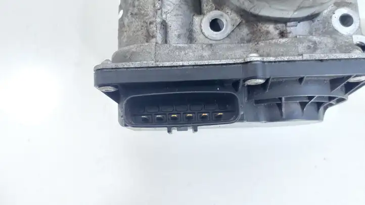 Toyota Avensis T250 (2003 - 2006) 2203028050 Дроссельная заслонка — фото 4