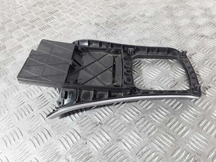 Mercedes-Benz B-class W245 (2008 - 2011)  A1696801207 Рамка рычага переключения передач