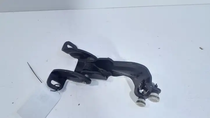 Volkswagen Sharan (2010 - 2015) 7N0843336F Средняя направляющая ролика раздвижной двери — фото 4