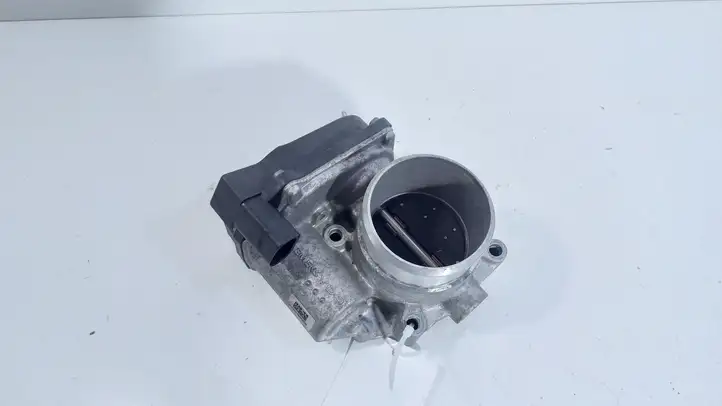 Audi A4 S4 B8 8K (2007 - 2011) 06F133062G Дроссельная заслонка — фото 1