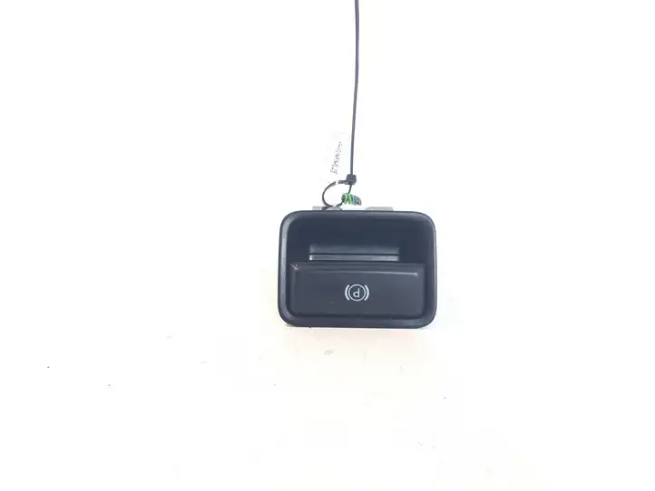Mercedes-Benz B-class W246 (2014 - 2018) A2469050451 Кнопка ручного тормоза — фото 1