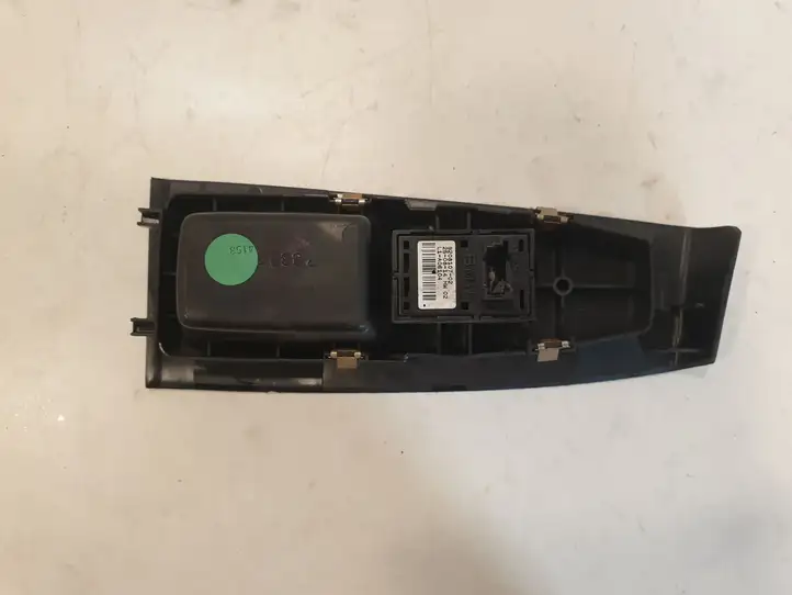 BMW 2 F45 (2014 - 2021) 9208107 Блок кнопок стеклоподъемников — фото 3