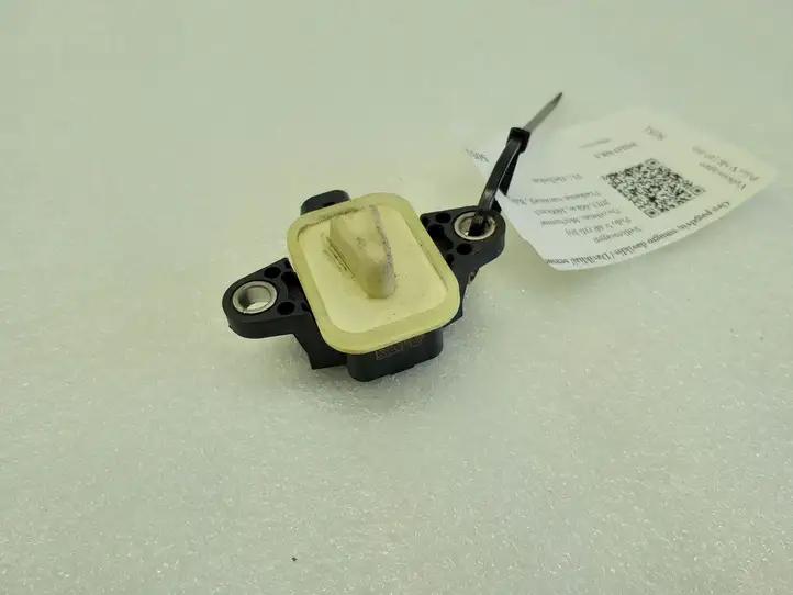 Volkswagen Polo V 6R (2009 - 2015) 4H0955557 Датчик удара SRS — фото 4