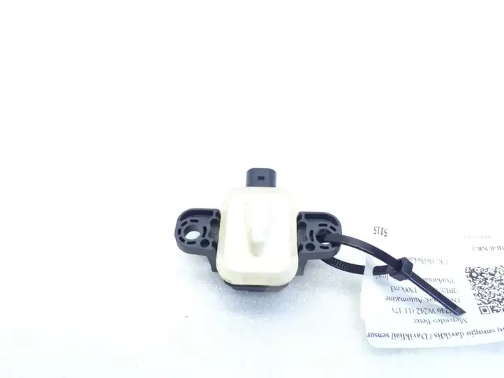 Mercedes-Benz B-class W246 (2014 - 2018) A1668210351 Датчик удара SRS — фото 1