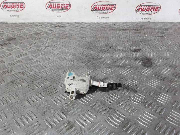 Volkswagen New Beetle (2005 - 2010)  3B0959782 Электрический замок крышки бака