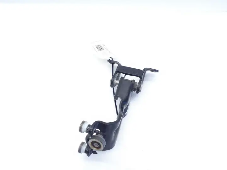 Seat Alhambra (Mk2) (2010 - 2017) 7N0843335C Средняя направляющая ролика раздвижной двери — фото 2