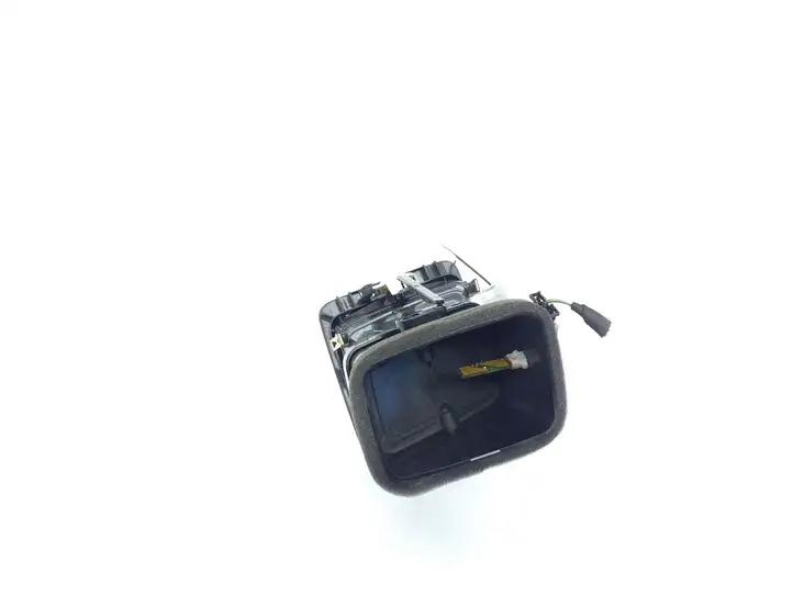 Seat Alhambra (Mk2) (2010 - 2017) 7N0819704B Боковой воздушный дефлектор — фото 3