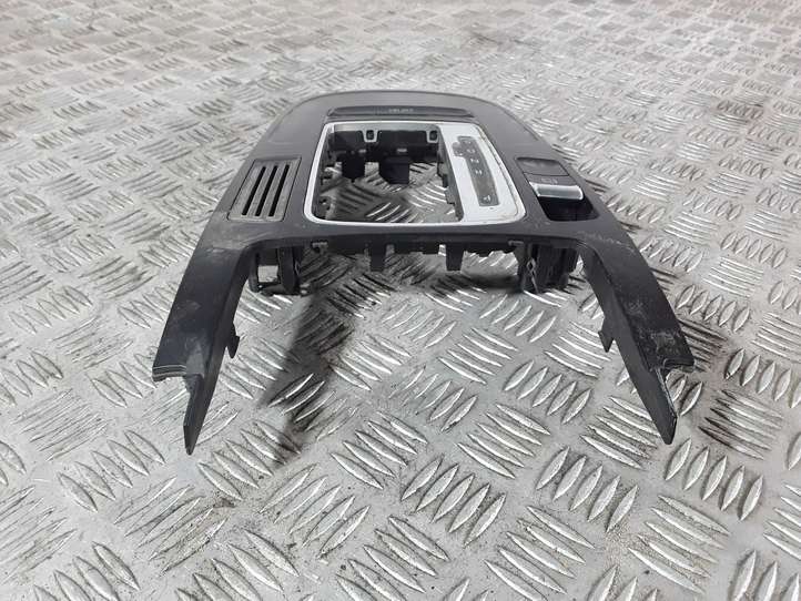 Audi A4 (2007 - 2011)  8K0864262 Рамка рычага переключения передач