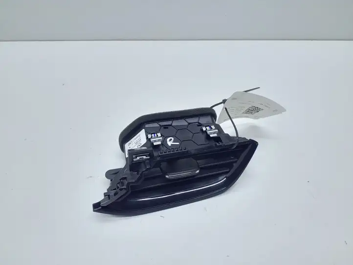 Opel Corsa F (2019 - ) 545326626 Боковой воздушный дефлектор — фото 1