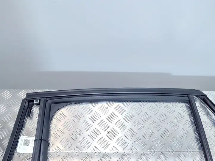Opel Corsa F (2019 - ) 982964278000 Накладка стекла задней двери — фото 2