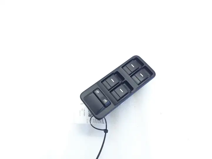 Land Rover Discovery 3 - LR3 (2004 - 2009) YUD500950PVJ Блок кнопок стеклоподъемников — фото 1
