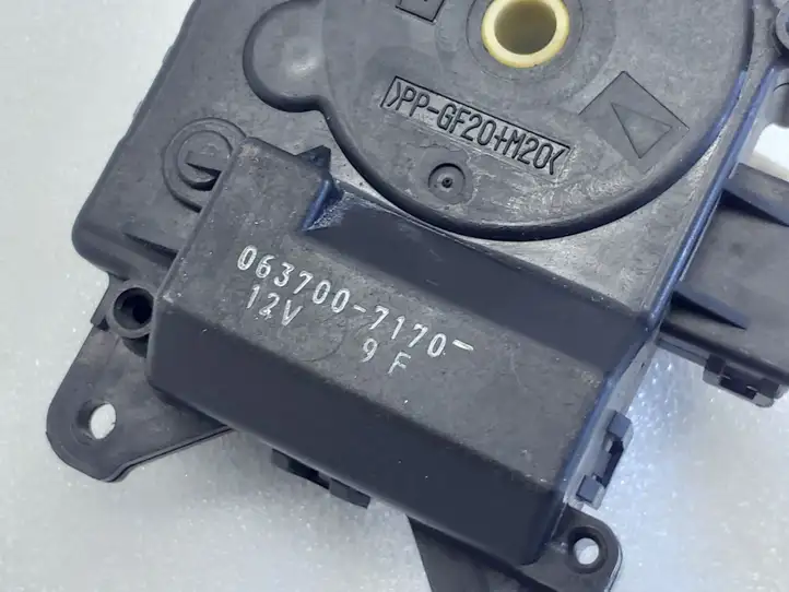 Subaru Legacy (2003 - 2009) 0637007170 Двигатель задвижки потока воздуха — фото 2