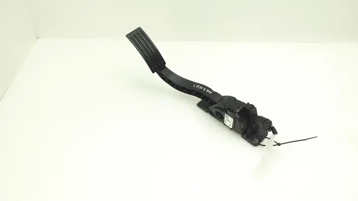 Mazda 3 II (2011 - 2013) BBV441600A Педаль акселератора — фото 1