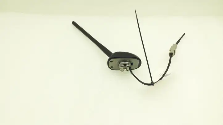 Suzuki Vitara (2014 - 2018) 0542488 GPS антенна — фото 3
