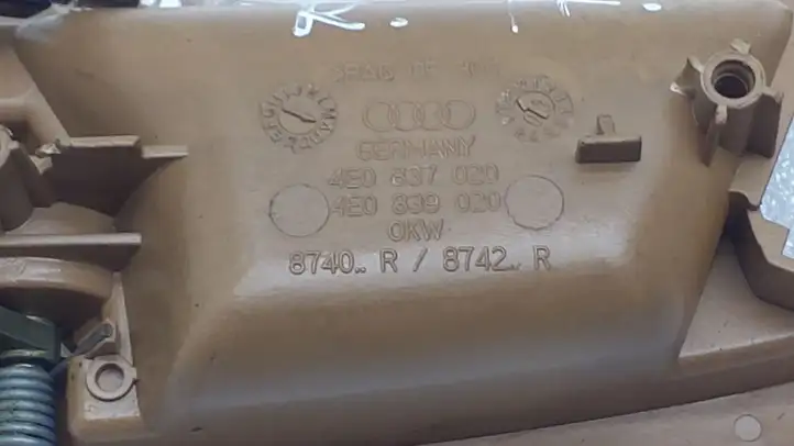 Audi A8 S8 D3 4E (2002 - 2005) 4E0837020 Внутренняя ручка двери — фото 2