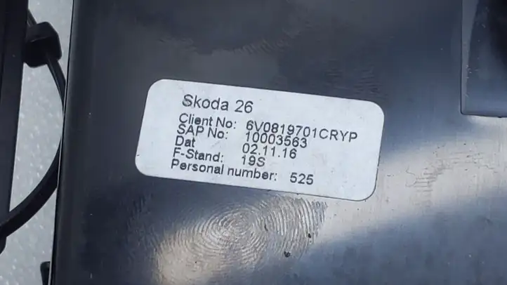 Skoda Fabia Mk3 (NJ) (2015 - 2021) 6V0819701 Боковой воздушный дефлектор — фото 2