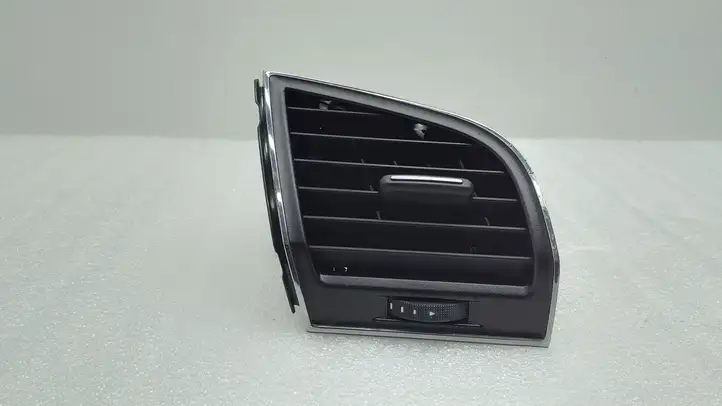 Skoda Fabia Mk3 (NJ) (2015 - 2021) 6V0819702 Боковой воздушный дефлектор — фото 2