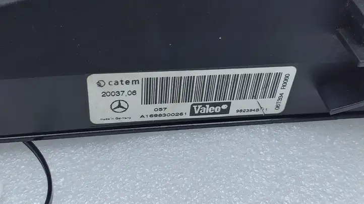Mercedes-Benz B-class W245 (2005 - 2008) A1698300261 Электрический отопитель салона — фото 2