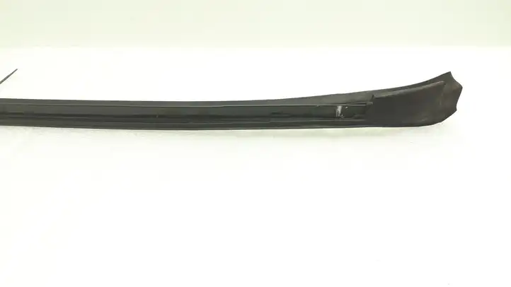 BMW 3 E90 E91 (2005 - 2012) 7179263 Накладка стоек лобового стекла — фото 2